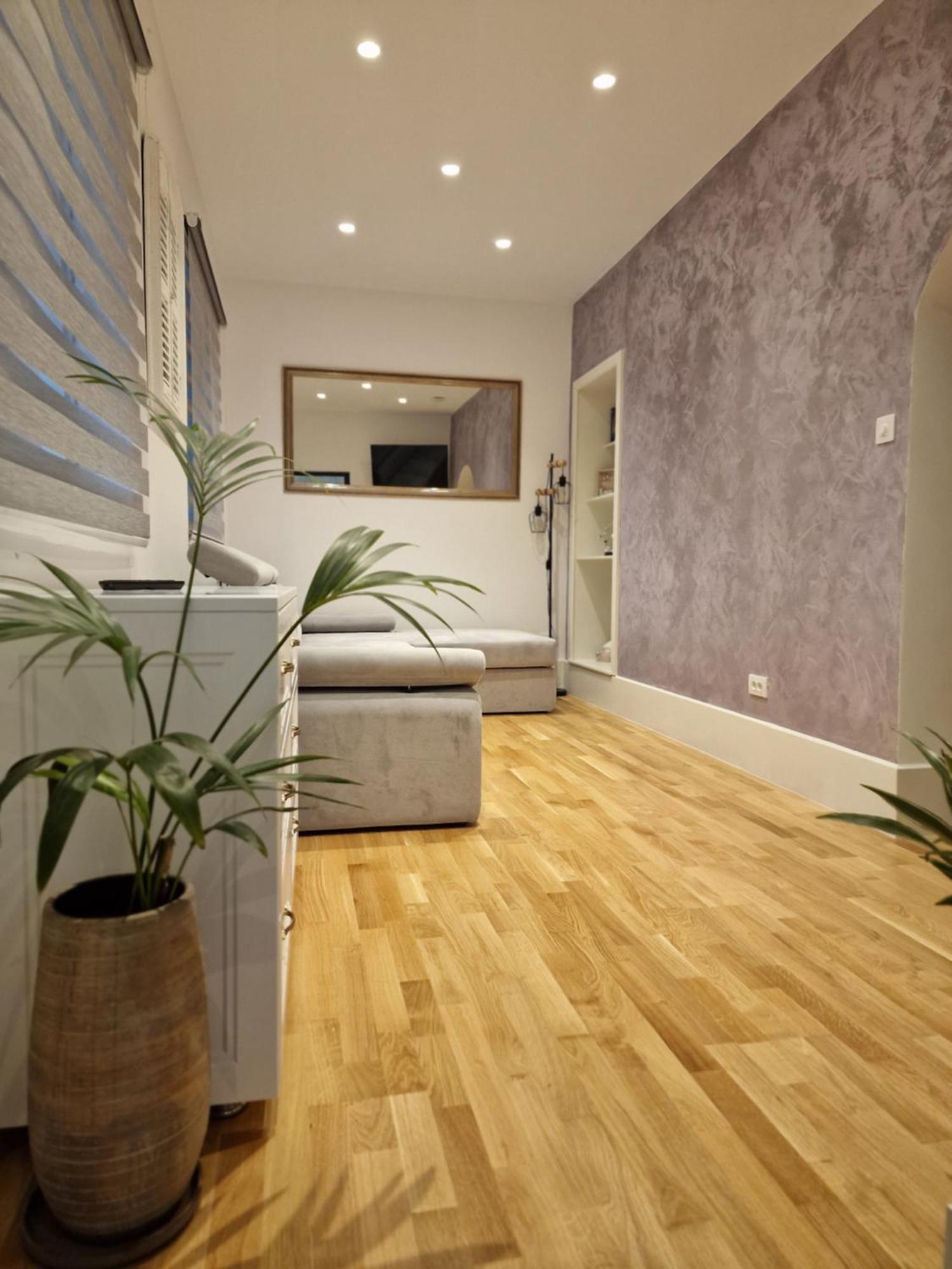 Rokebea Luxury Apartment Brasov Luaran gambar