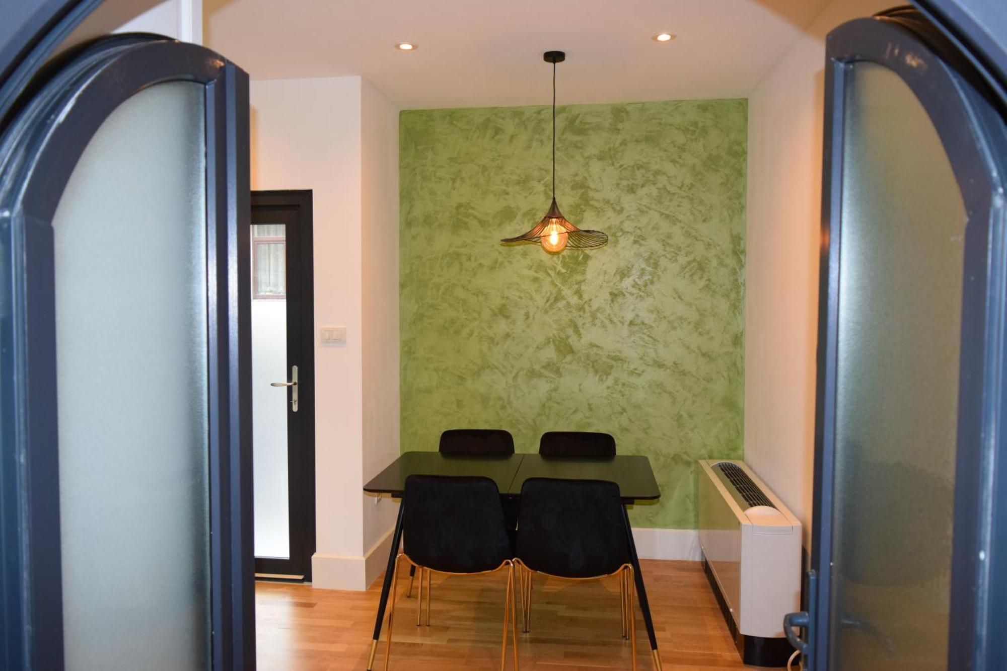 Rokebea Luxury Apartment Brasov Luaran gambar